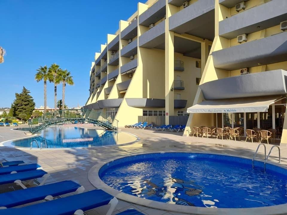 לאגוּ‏ש Condominio Do Mar מראה חיצוני תמונה