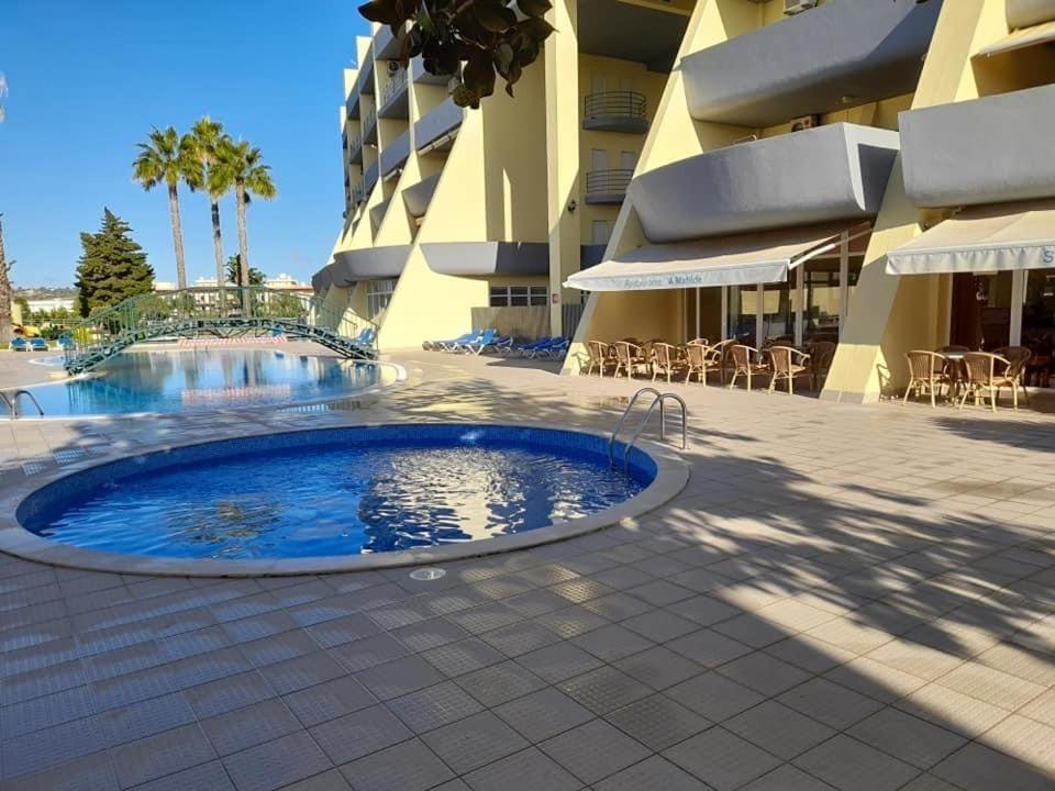 לאגוּ‏ש Condominio Do Mar מראה חיצוני תמונה
